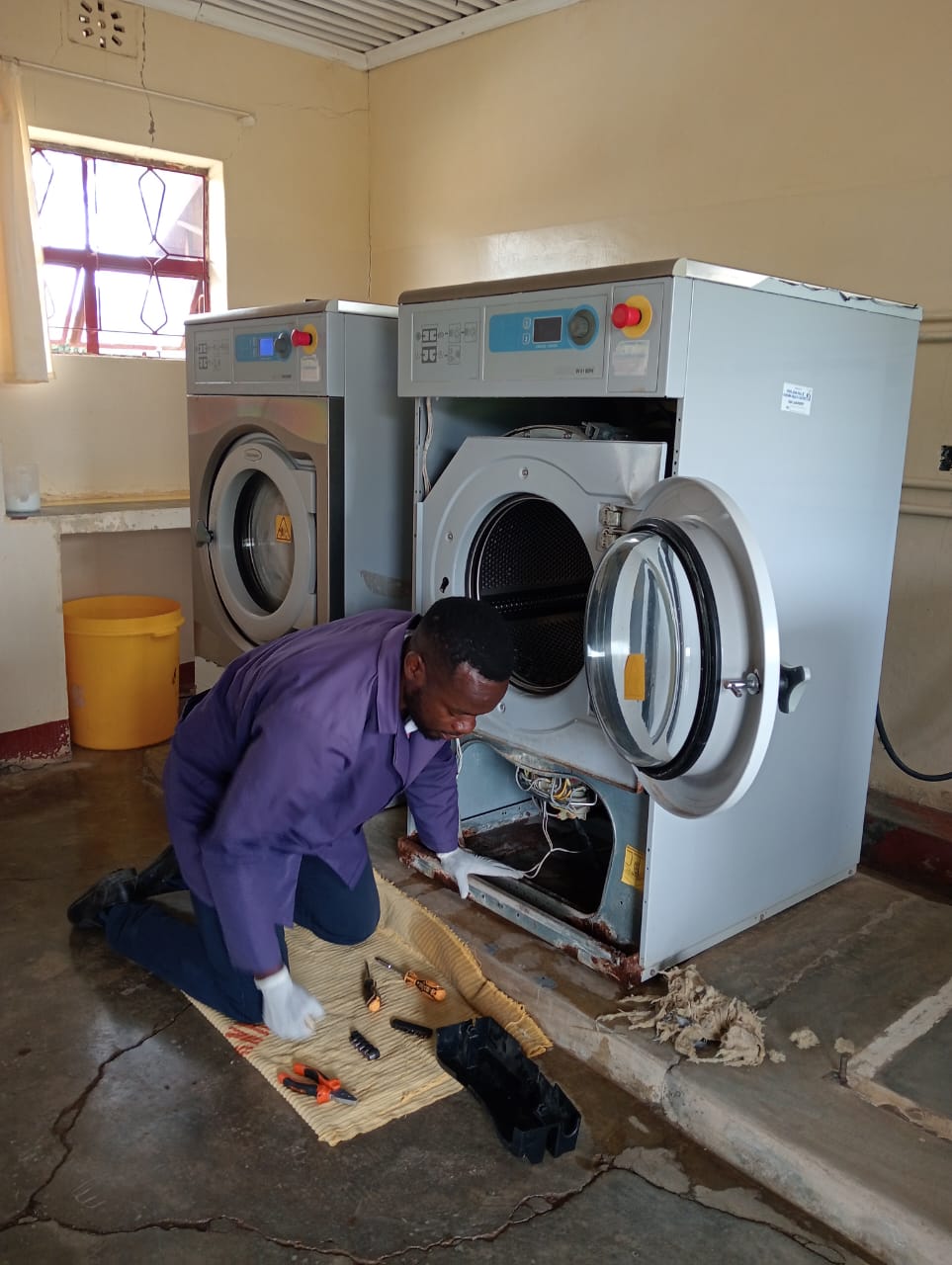 Laundry Equipment service 2